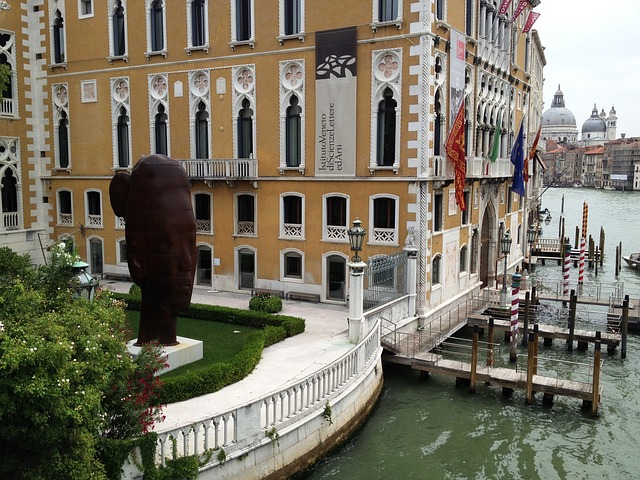Historickým centrem Benátek